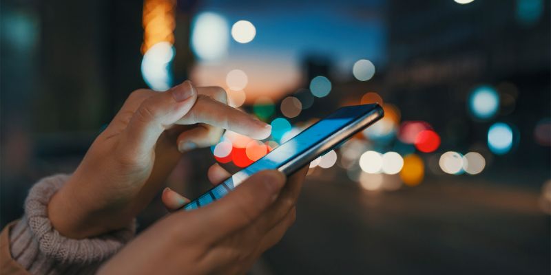 8XBET hỗ trợ nhiều phương thức giao dịch